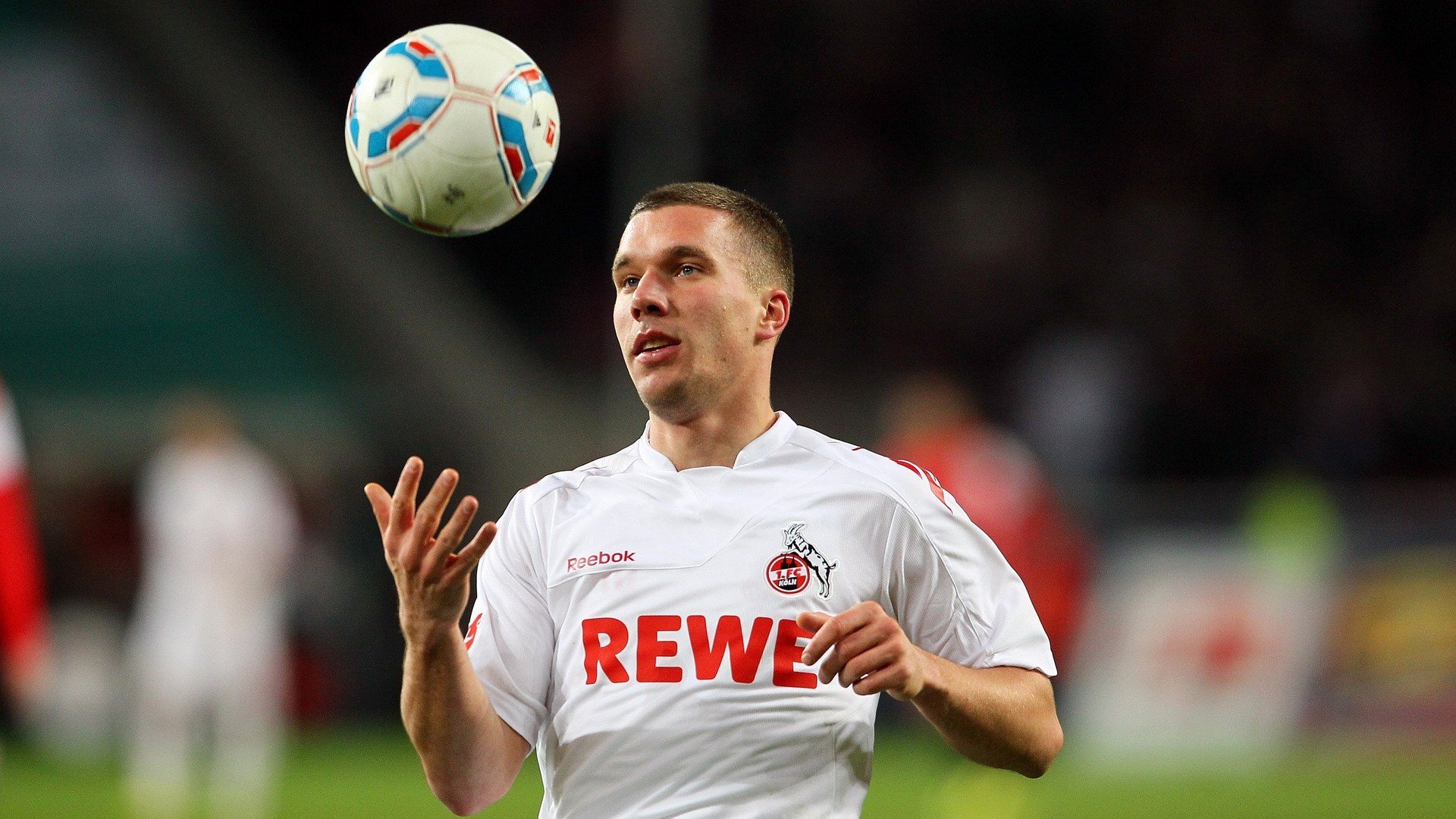 中国足球比赛中空档利用率对比，足球空挡